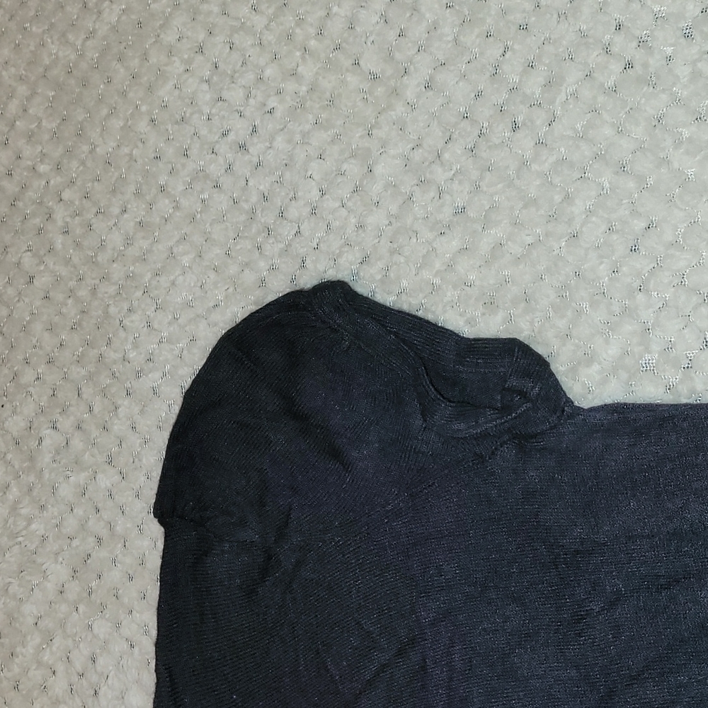 Turtle neck top - Picture 2 of 3